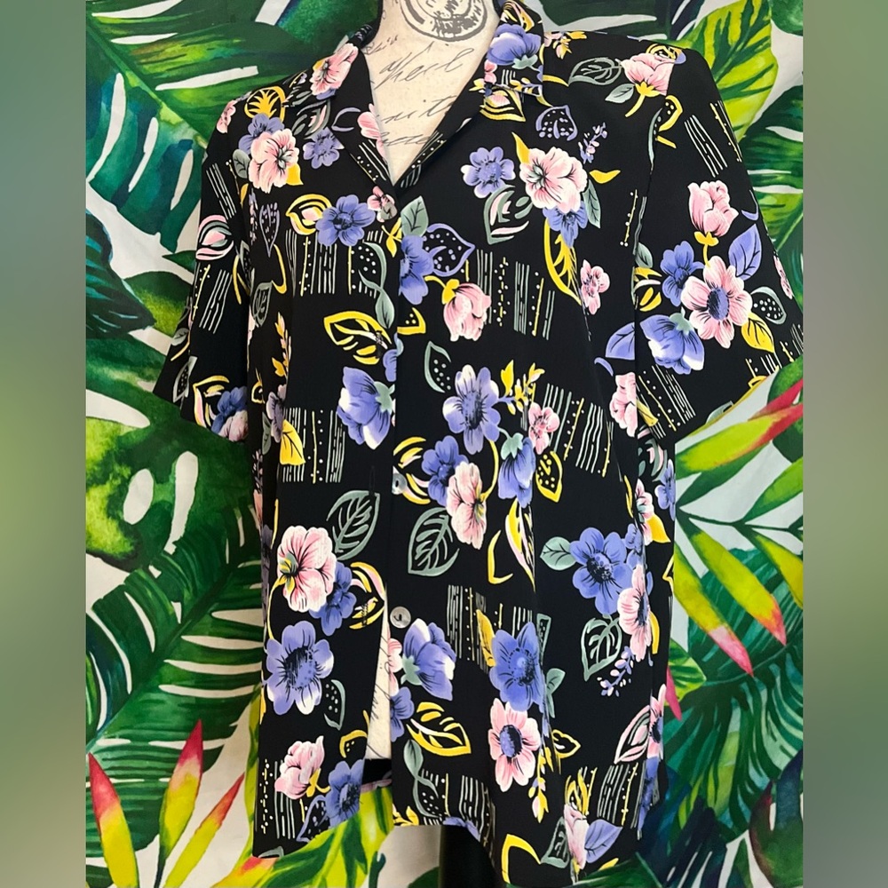 Vintage Briggs M Black Purple Floral Button Down Casual Whimsygoth Gorgeous Top